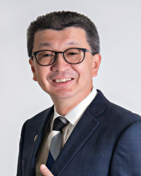2-06-Tan Sri Lim Hock San